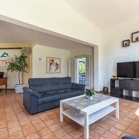 Bed & Breakfast Bouganville