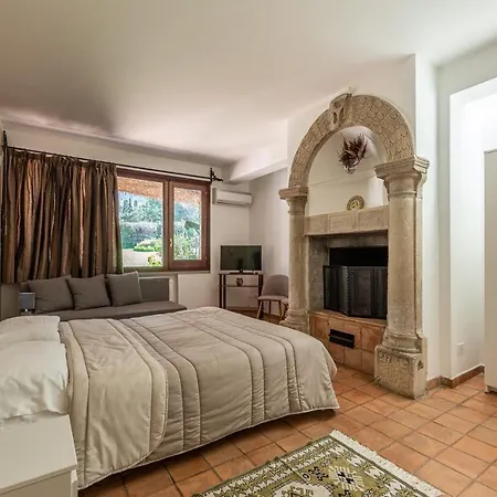 Bed & Breakfast Bouganville Mondello